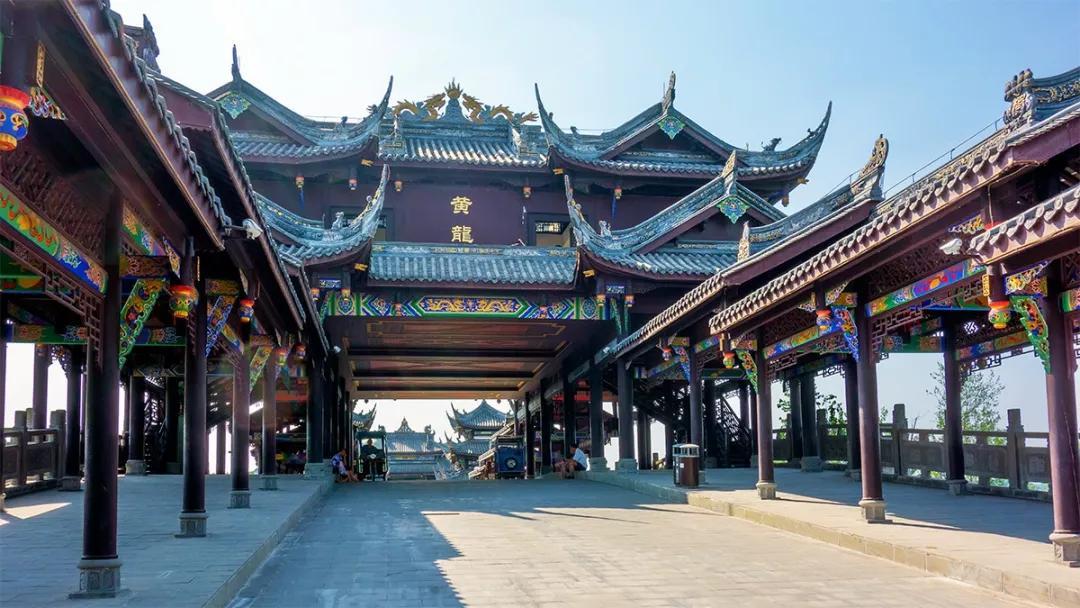 如何用电饼铛炸香肠?-智能问答网页,快速获取有趣答案